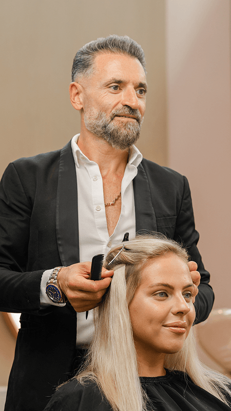 THE IDEAL SHAPE OF THE EYEBROWS IS YOUR OWN